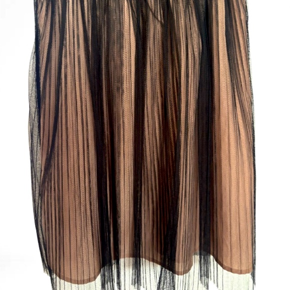 Forever 21  Black Lace and Pink Dress, Size Small - Picture 5 of 6